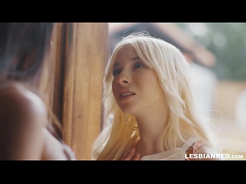 ❤️ Дівчина приходить додому через кілька місяців і в кінцевому підсумку їсть кицьку своєї мачухи ❌ Секс-відео у нас ❌️❤